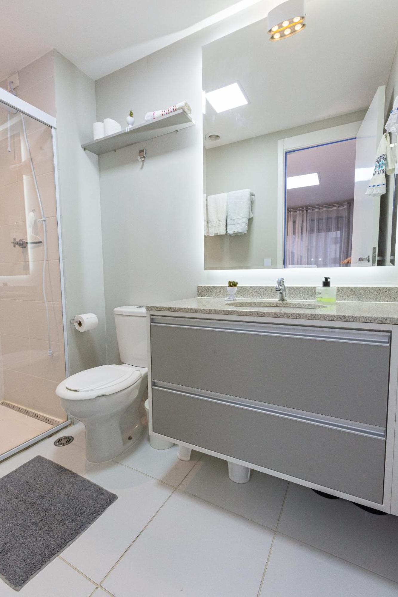 Dos Espelhos Ao Lado Do Metro Na Prudente Apartamento *