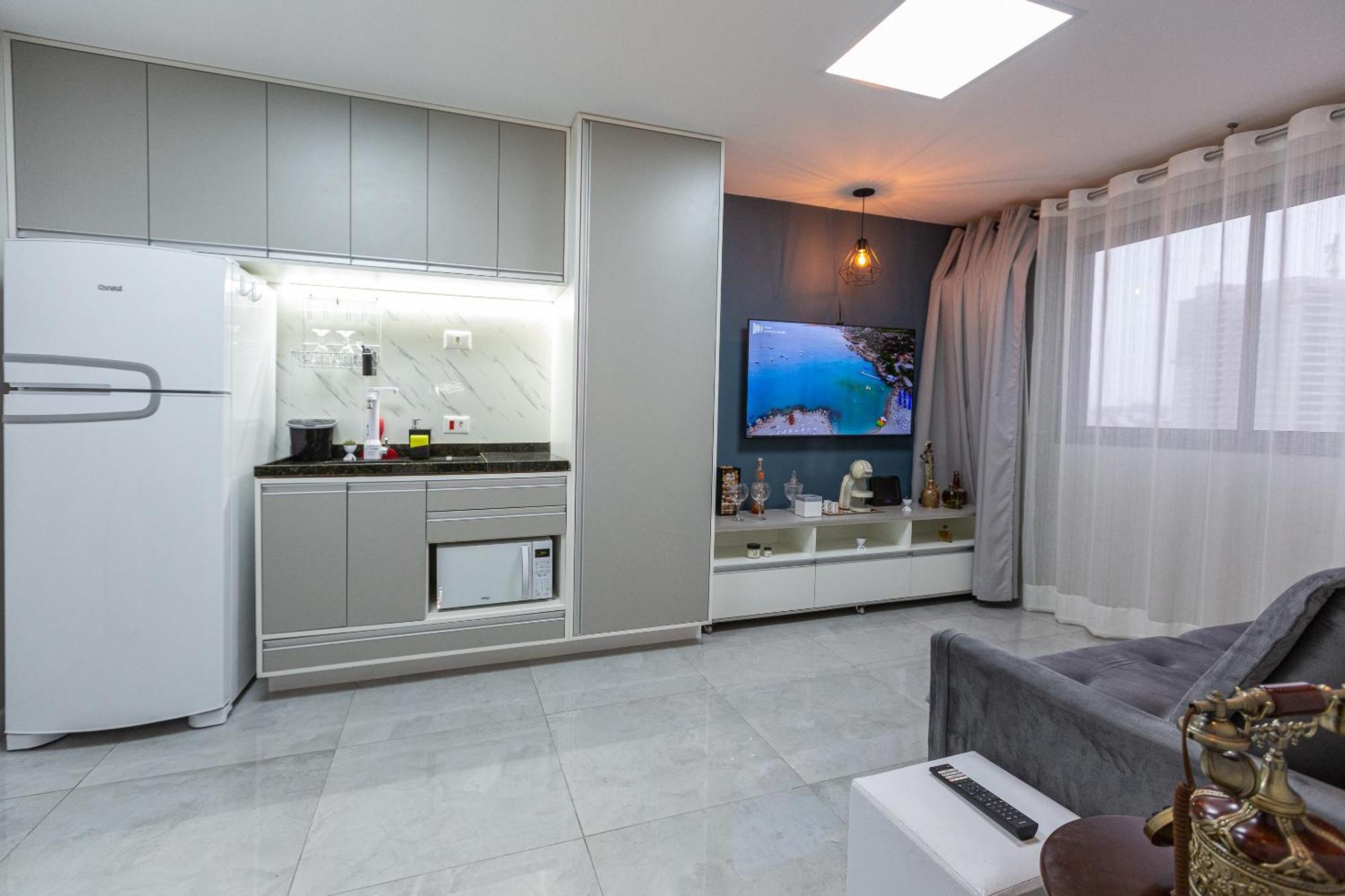 Apartment Dos Espelhos Ao Lado Do Metro Na Prudente *